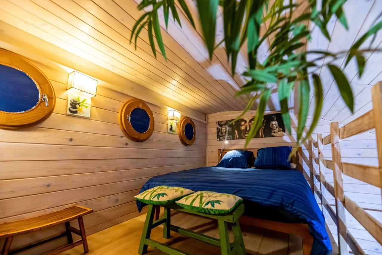 Gite Et Chambre D'Hote Gussignies エクステリア 写真