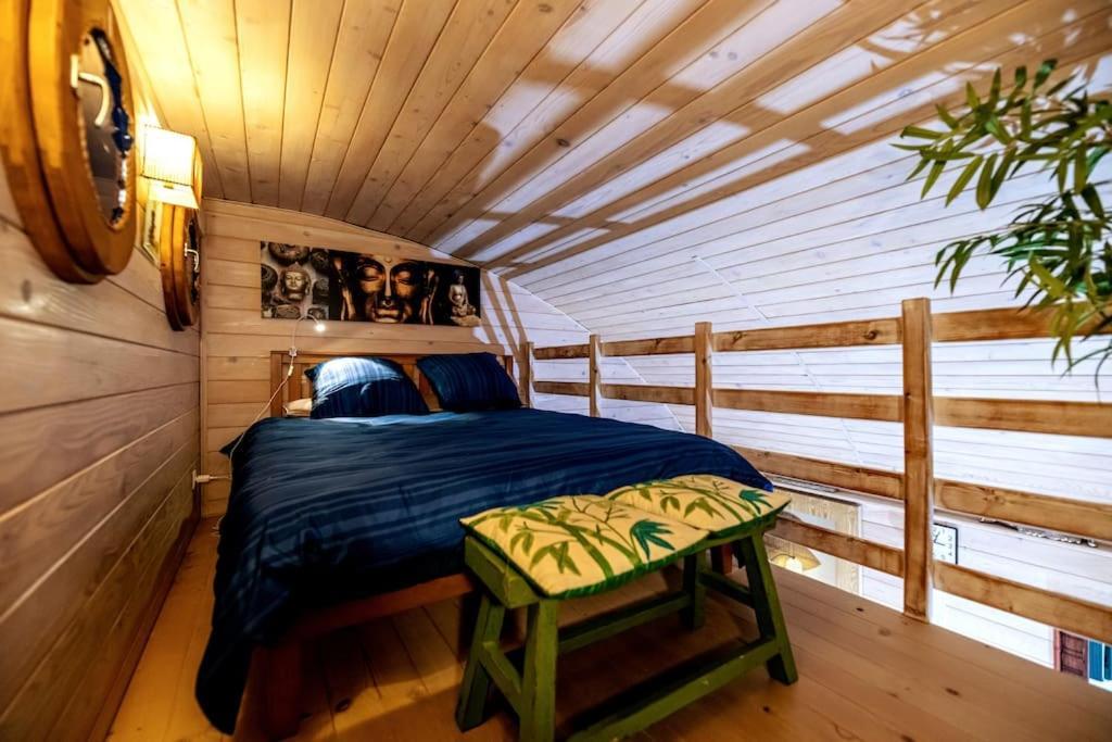 Gite Et Chambre D'Hote Gussignies エクステリア 写真